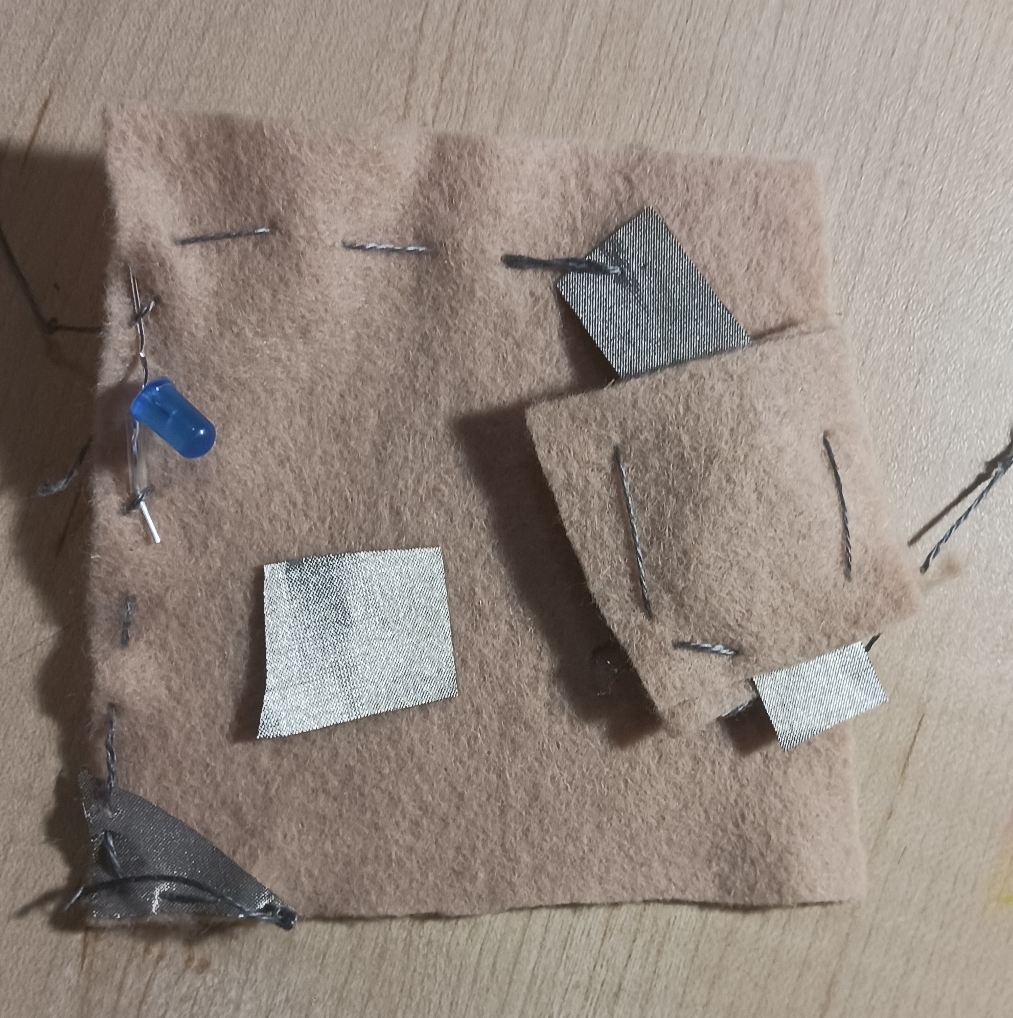 Step 4 of constructing basic fabric circuit