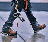 Audio of boots walking on concrete<br><audio controls src='audio/Boots_walking_on_concrete.mp3'></audio>