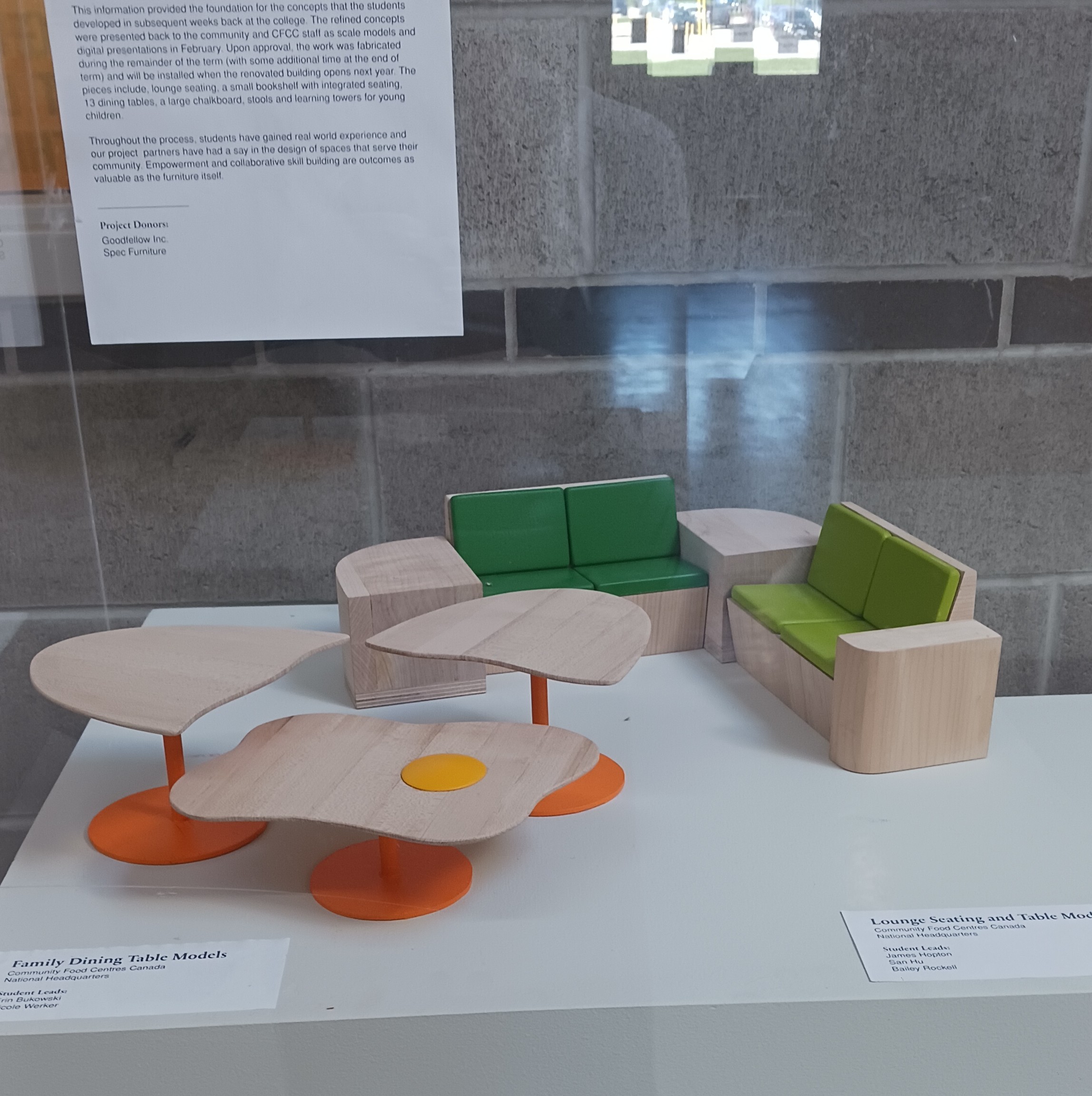 Program: Honours Bachelor of Craft and Design (Furniture) <p> Material: Wood and Plastic<a href='https://www.youtube.com/embed/tgbNymZ7vqY' target='_blank'><p>Project Video Link</p></a>