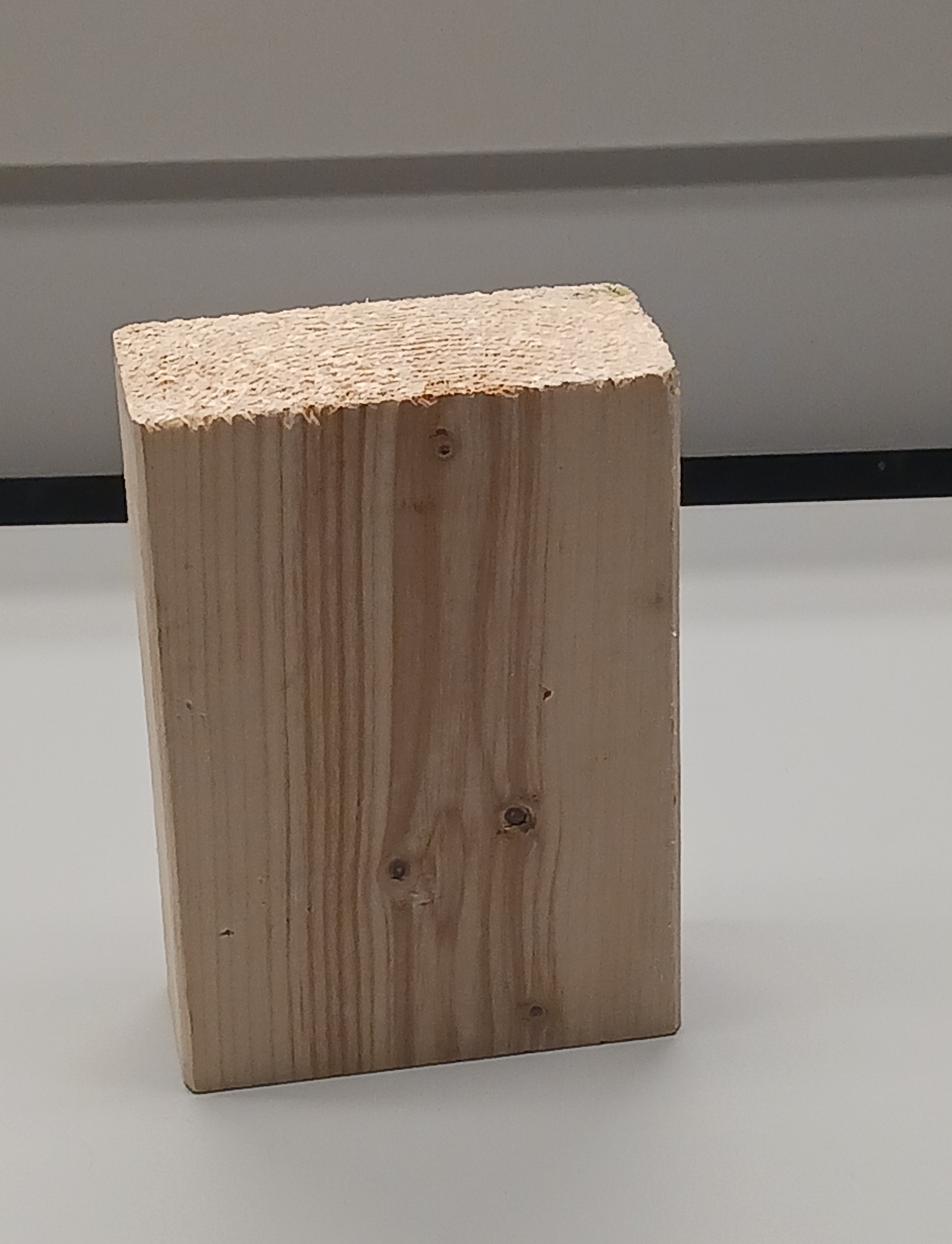 Object 1 - wood <p>
Material state: refined <p>
Material plasticity: rigid<p>
Material use: furniture, decorations, tools<p>
Smooth sides, rough ends<p>
Many shades of woody brown <a href='https://www.youtube.com/embed/tgbNymZ7vqY' target='_blank'><p>Project Video Link</p></a>