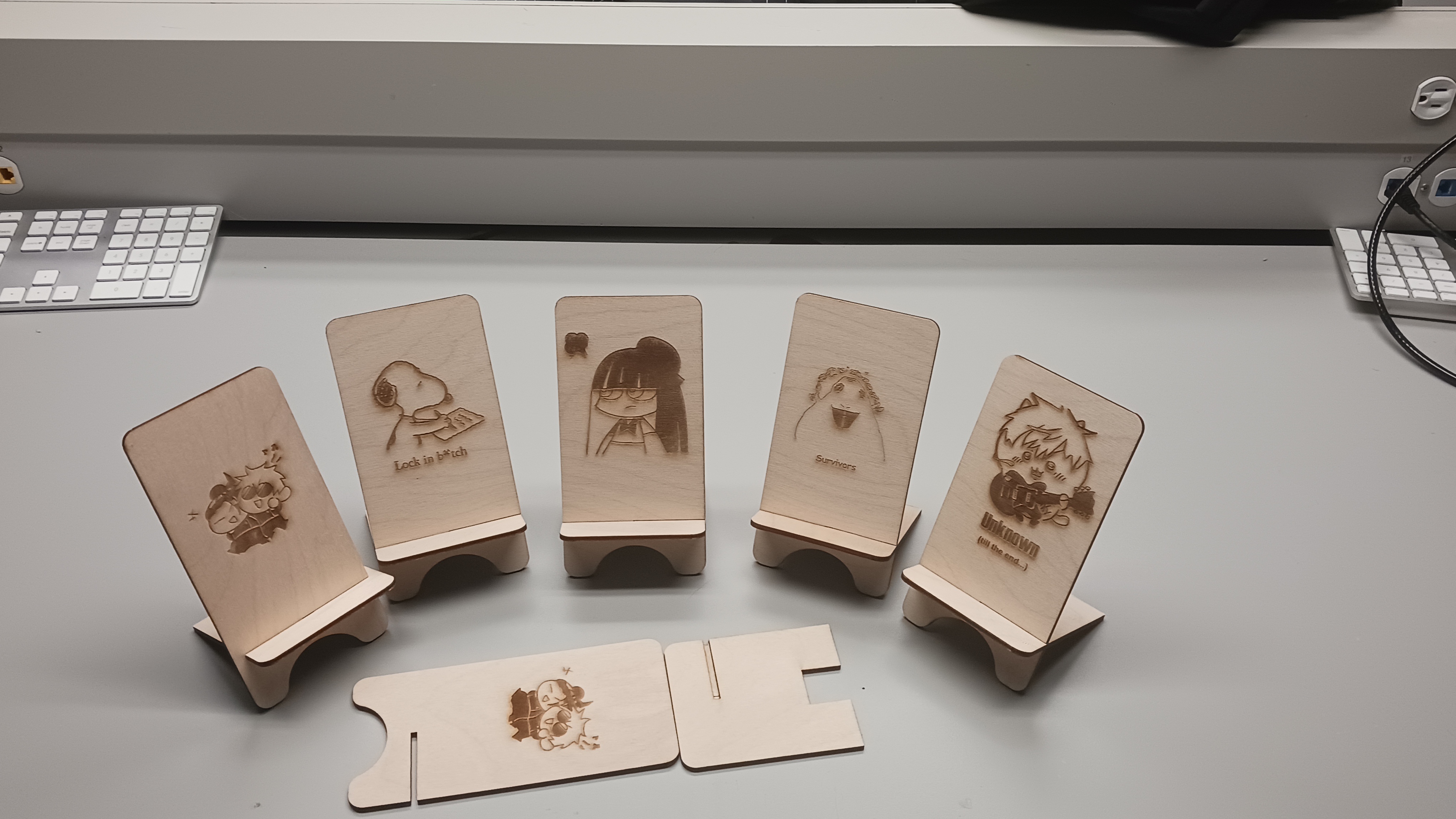 Final products assembled together, the one in the middle encountered an error while printing